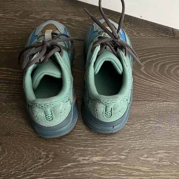 Yeezy boost 700 - Picture 4 of 7